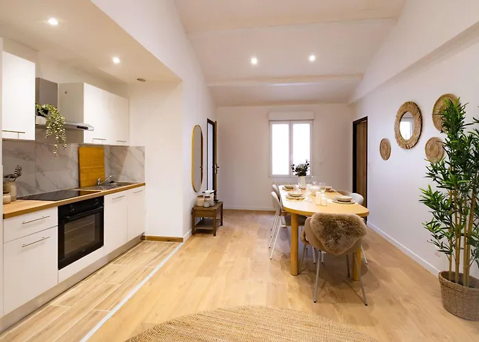 2p Moderne Proche Paris 4 Pers * Saint-Denis (Seine-Saint-Denis)