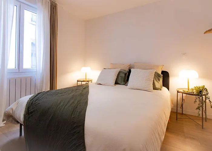 2p Moderne Proche Paris 4 Pers *